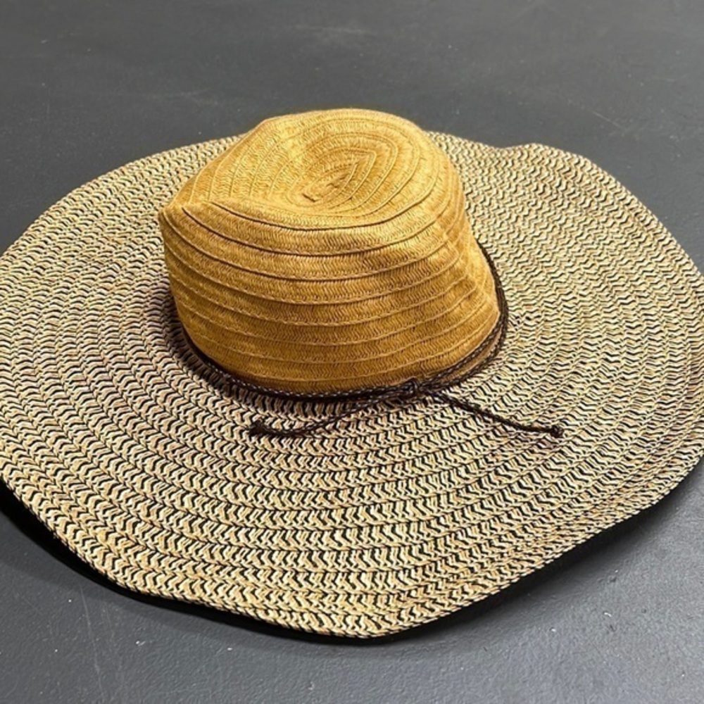 San Diego Hat Company Four Buttons floppy straw hat